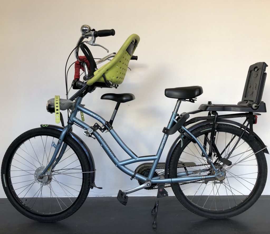 Rental bikes: Child seat bike